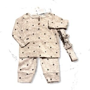 Carter’s babies set girls